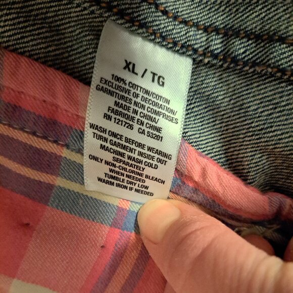 New With Tags Aeropostale Distressed,Cropped,Flannel Lined Denim Jean jacket - Picture 4 of 10